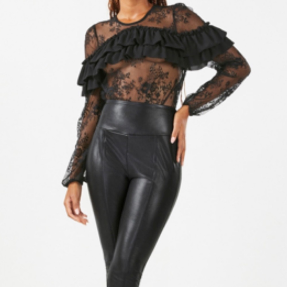 NWT BCBGMaxazria Rosa ruffle lace, long sleeve, body suit size XS